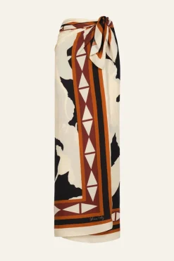 Elongo Florals Shawl In Black Shawls