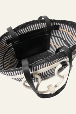 Hot Herederos De Un Amor Bag In Black Bags