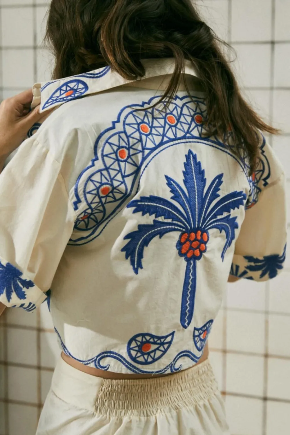 Manyattas Shirt Tops